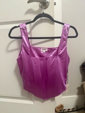 superdown Satin Magenta Square-Neck Cropped Cami